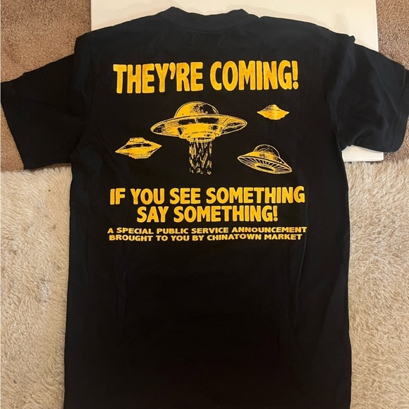 Chinatown market ufo shirt - Picture 3 of 6